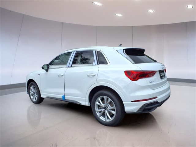 2025 Audi Q3 S line Premium photo 3
