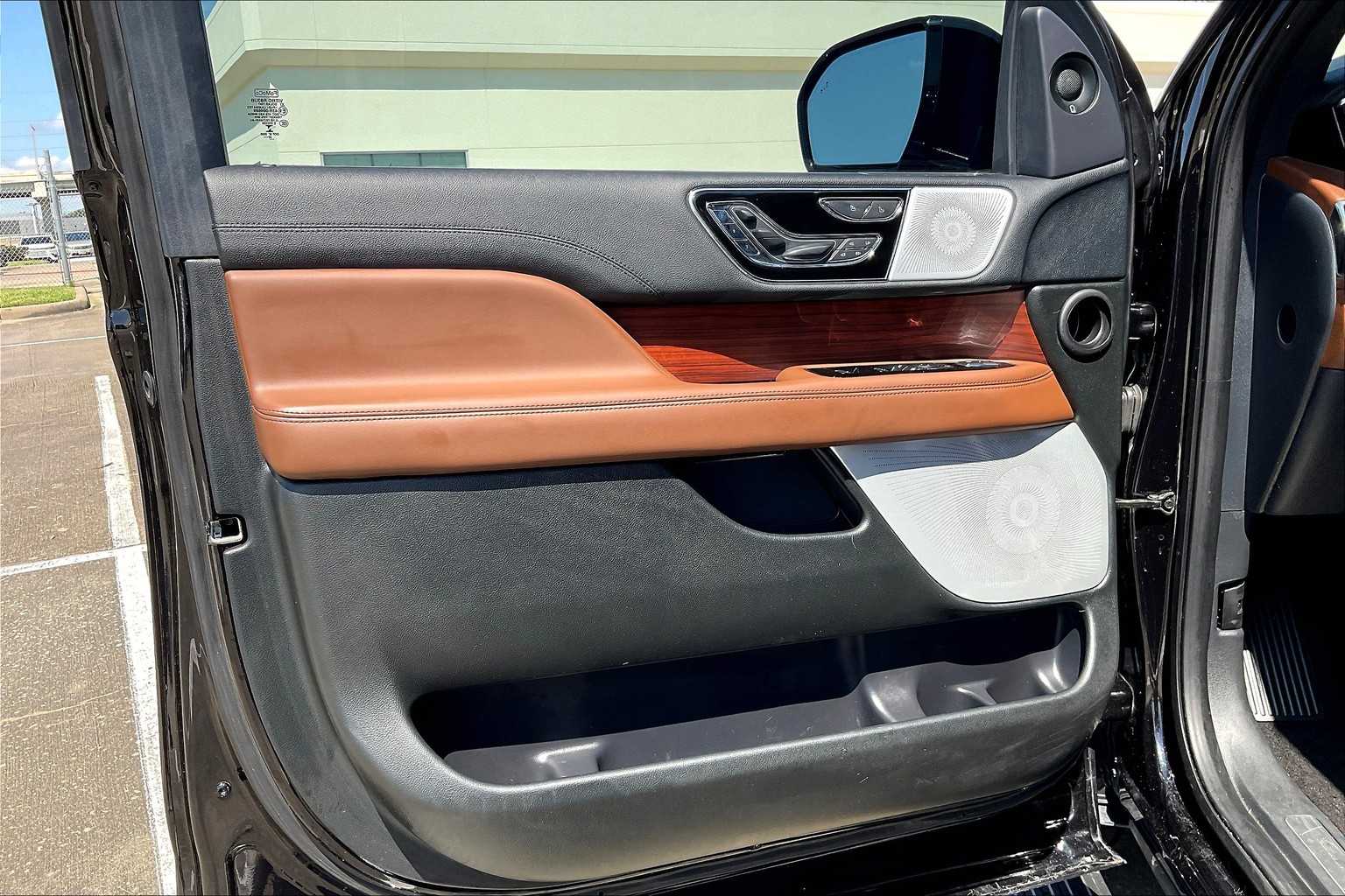 2022 Lincoln Navigator Reserve photo 18