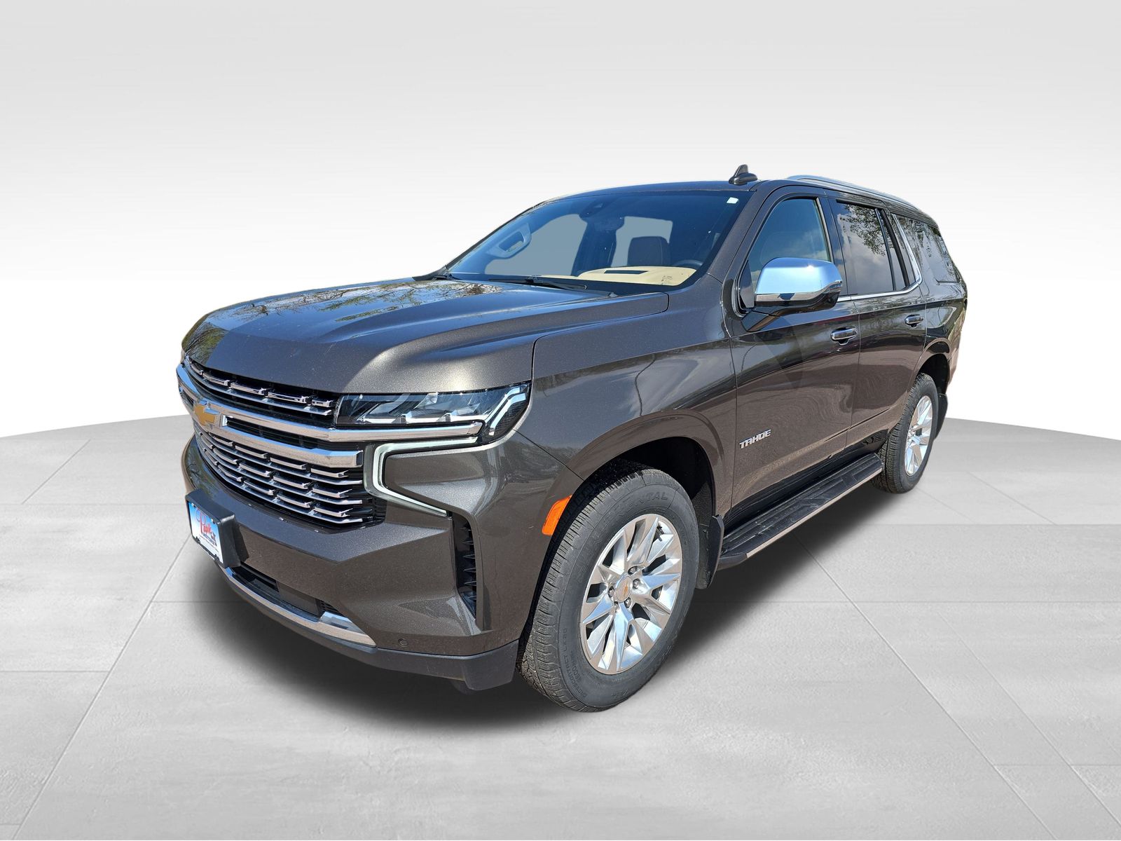 Used 2021 Chevrolet Tahoe Premier with VIN 1GNSKSKD6MR217088 for sale in Luverne, Minnesota