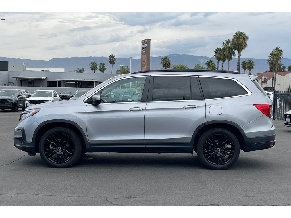 2022 Honda Pilot Special Edition photo 3