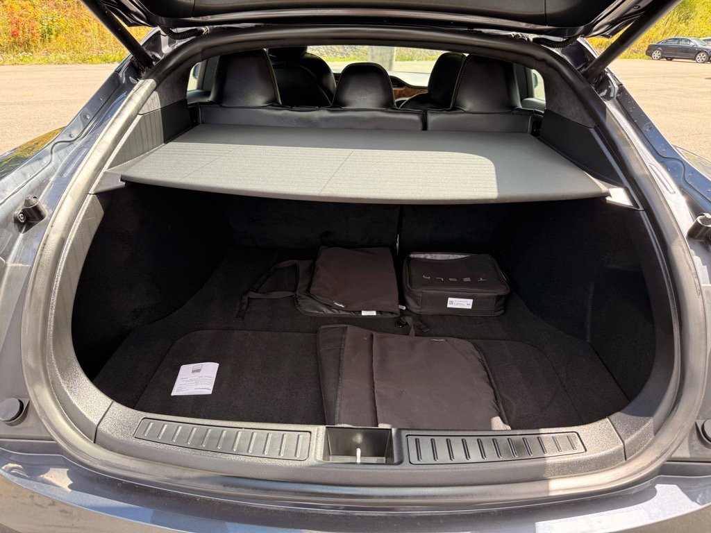 2021 Tesla Model S Long Range Plus photo 23