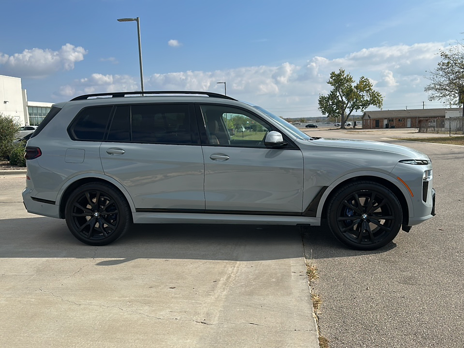 2023 Bmw X7 xDrive40i photo 2