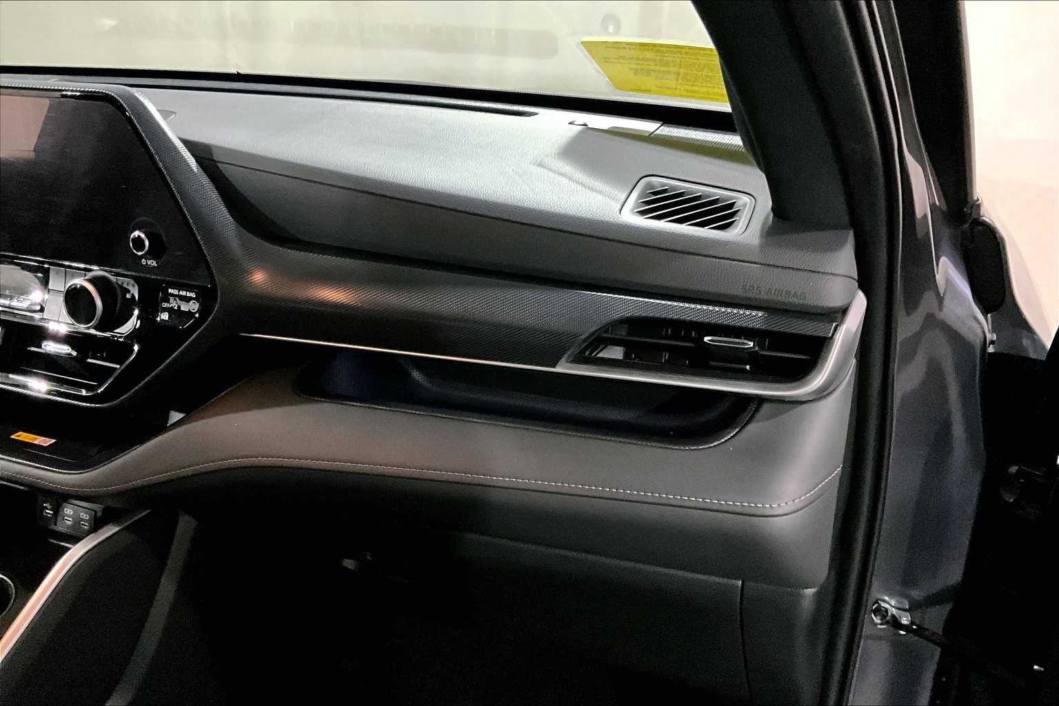 2023 Toyota Highlander XSE photo 17