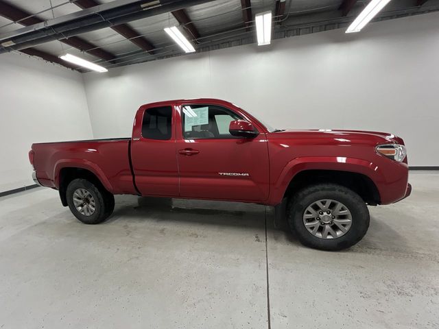 2019 Toyota Tacoma SR5 photo 9