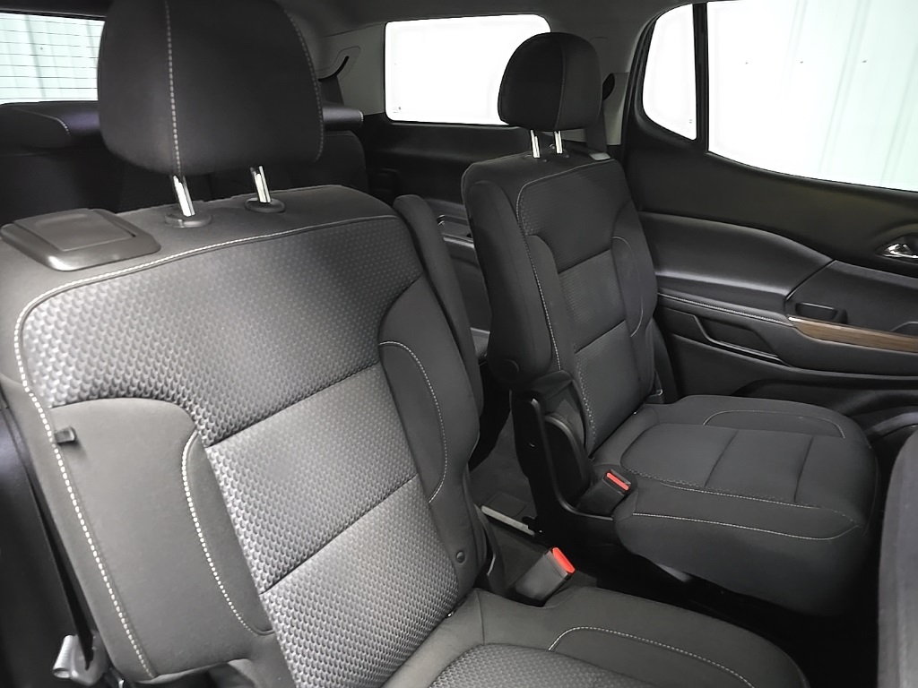 2023 Gmc Acadia SLE photo 15