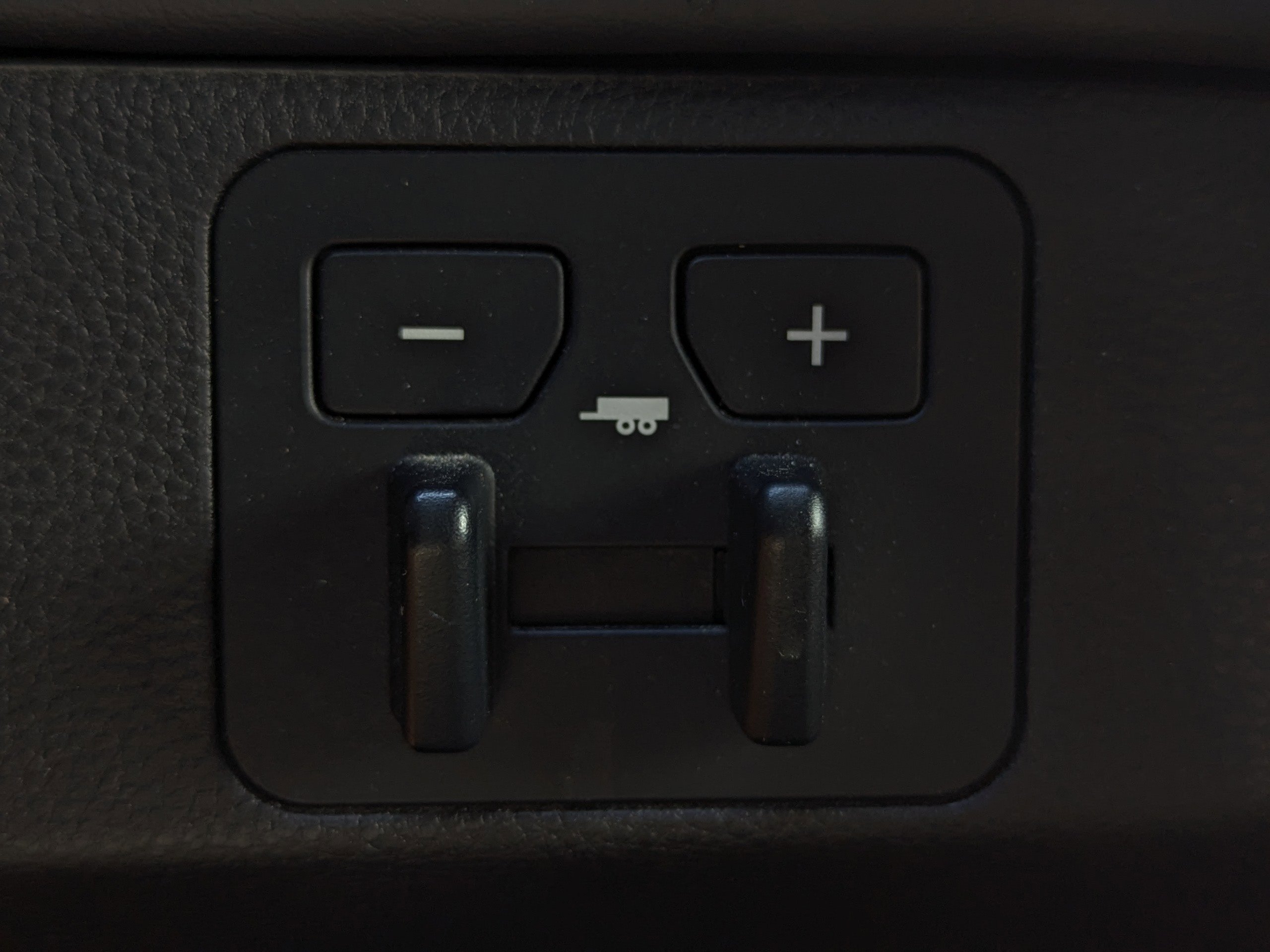 2022 Toyota Tundra Platinum photo 30