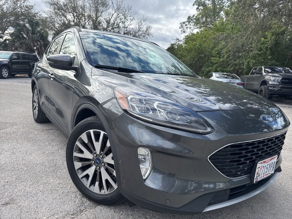 2020 Ford Escape Titanium