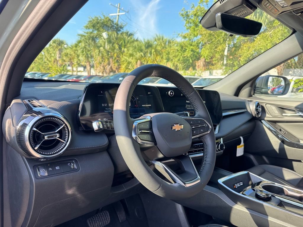 2026 Chevrolet Equinox LT photo 22