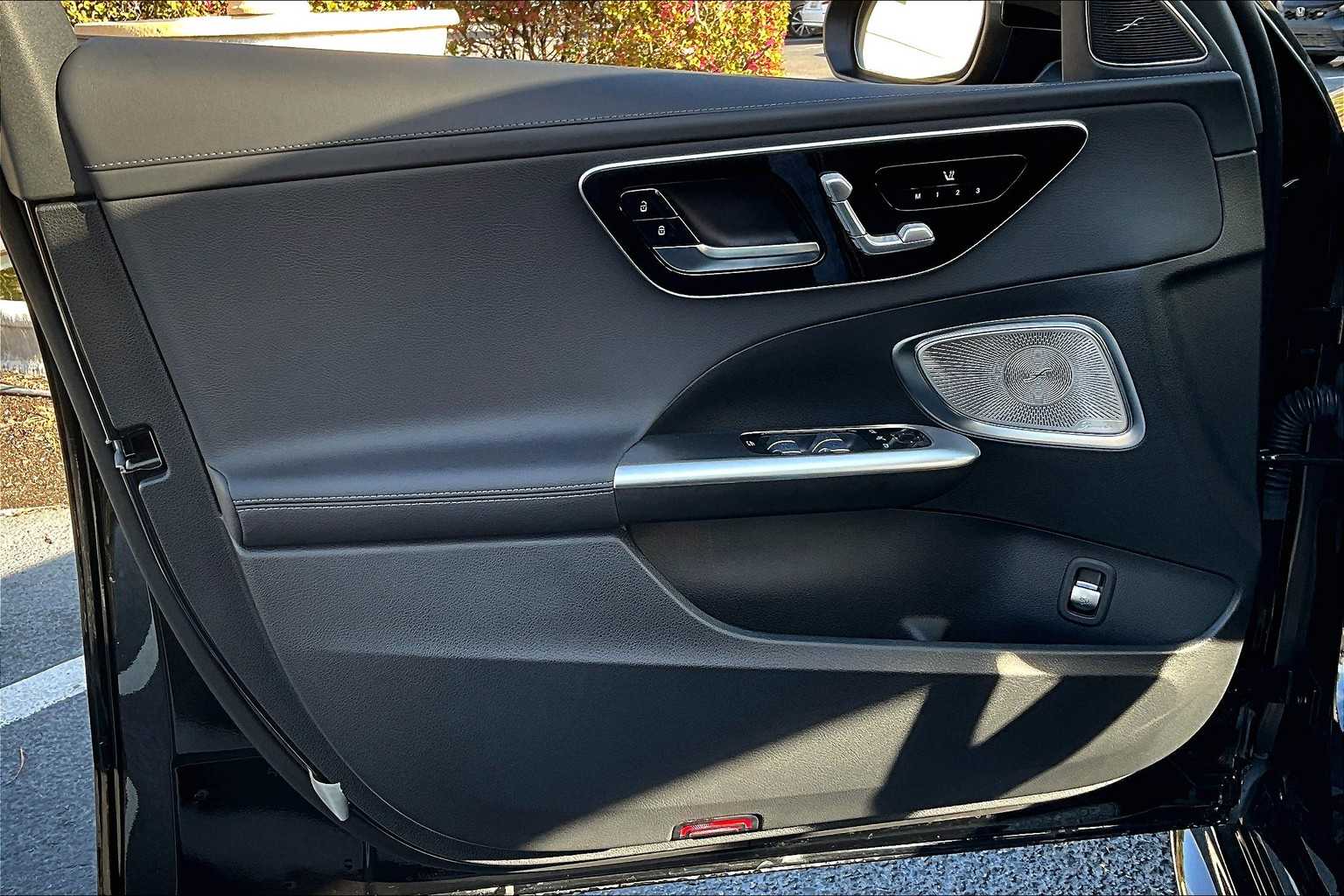 2024 Mercedes Benz C 300 4MATIC photo 39
