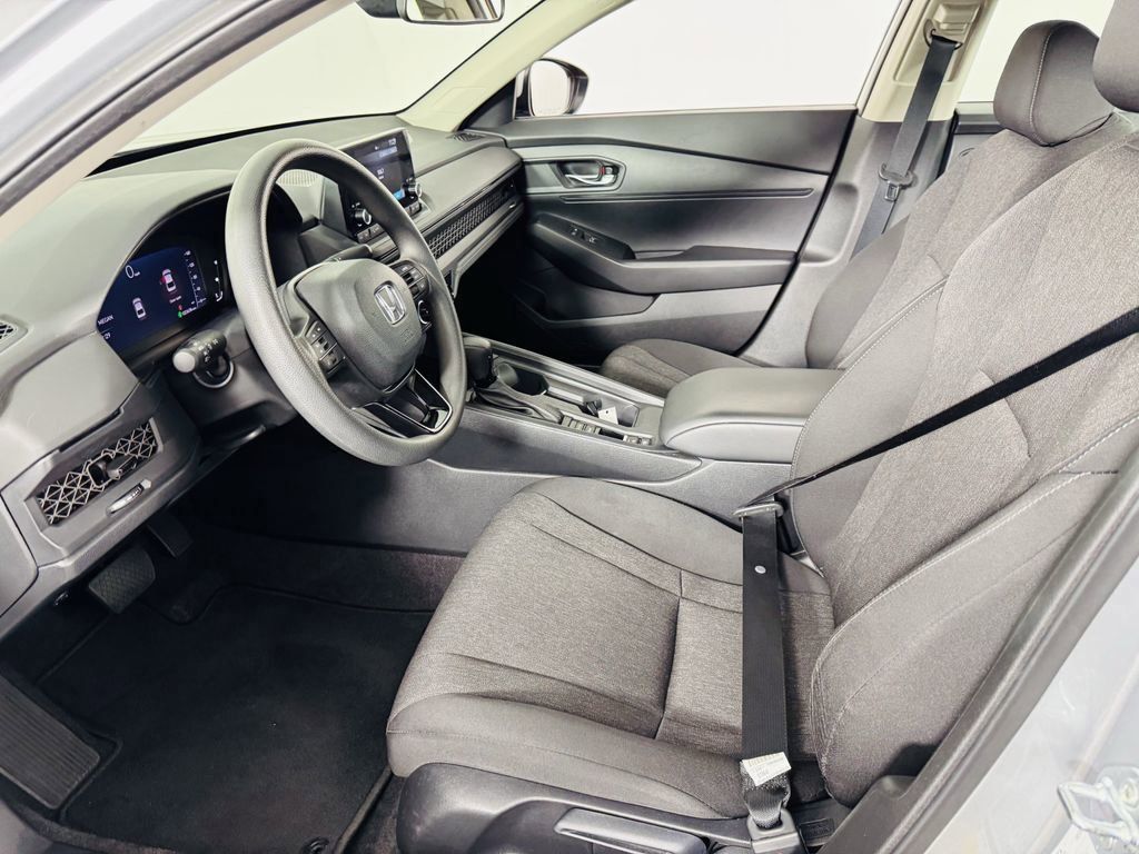 2024 Honda Accord LX photo 5