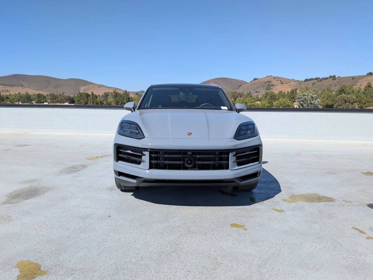2025 Porsche Cayenne Coupe Base photo 6