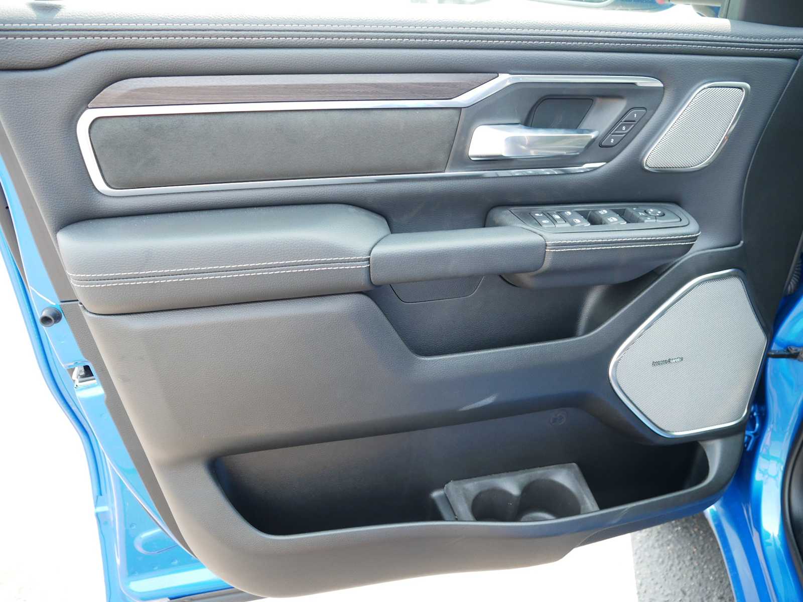 2026 Ram 1500 Laramie photo 10
