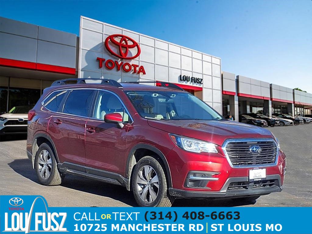 2019 Subaru Ascent Premium's photo