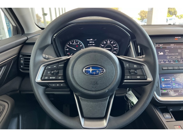 2025 Subaru Outback Base photo 18