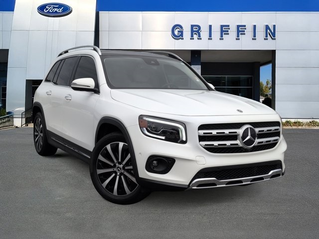 2023 Mercedes-Benz GLB Base's photo