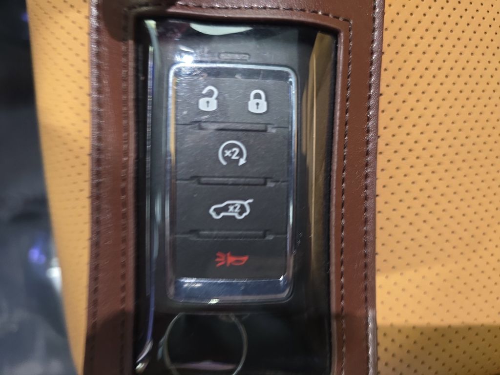 2024 Jeep Grand Cherokee Summit Reserve 4xe photo 35