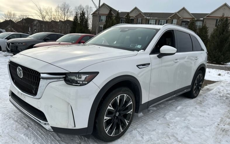2024 Mazda CX-90 Premium Plus Package's photo