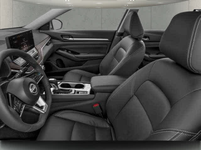 2025 Nissan Altima SL photo 9