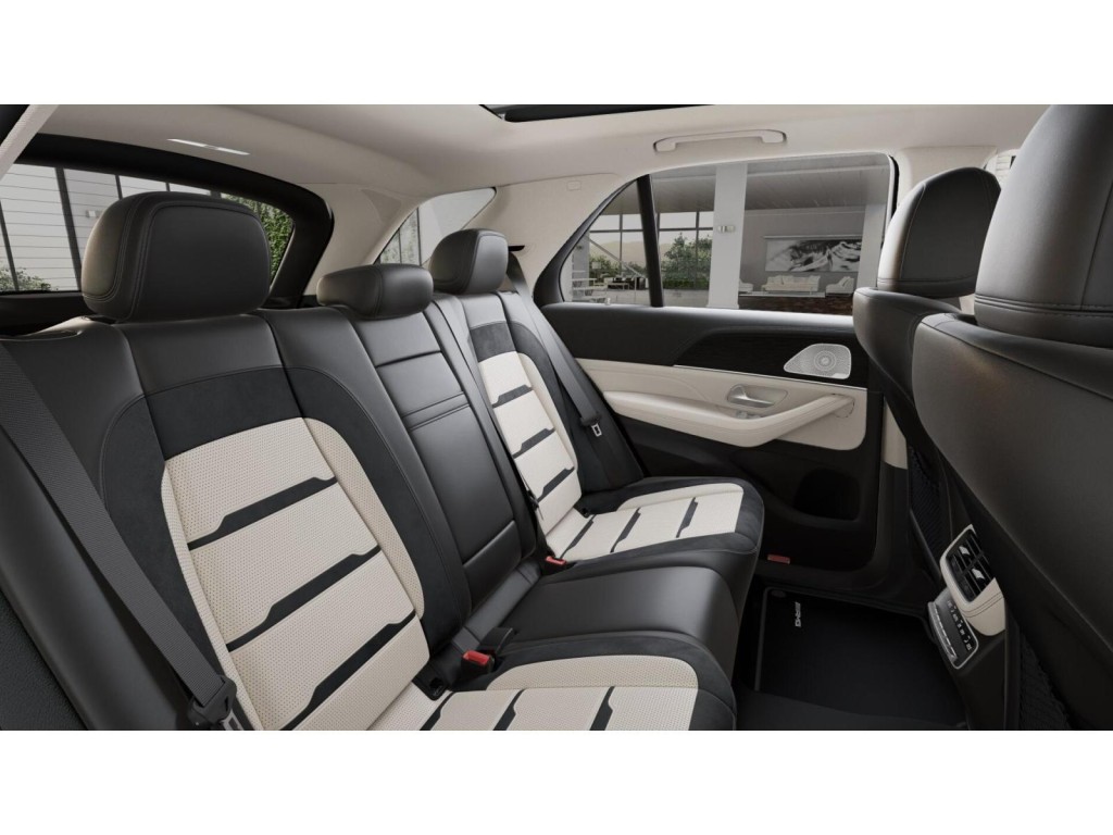2025 Mercedes Benz GLE AMG 53 4MATIC photo 4