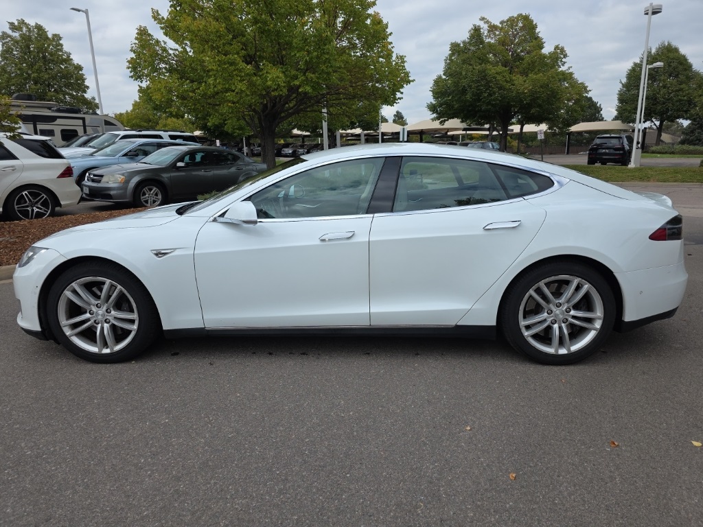 2015 Tesla Model S 85D photo 3