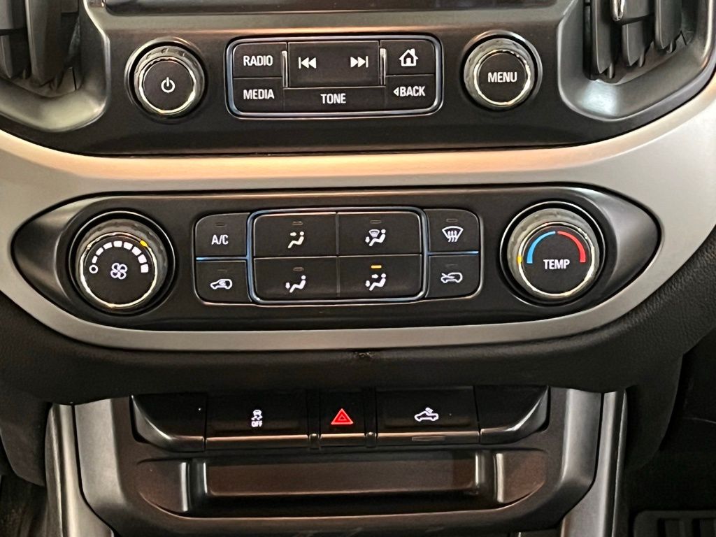 2016 Chevrolet Colorado LT photo 21