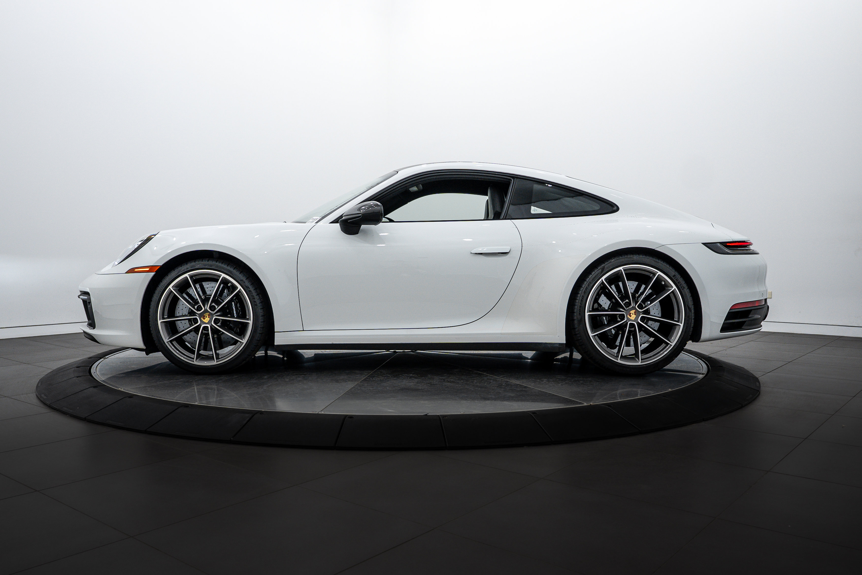 2020 Porsche 911 S photo 2