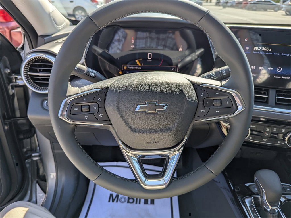 2025 Chevrolet Trax ACTIV photo 11