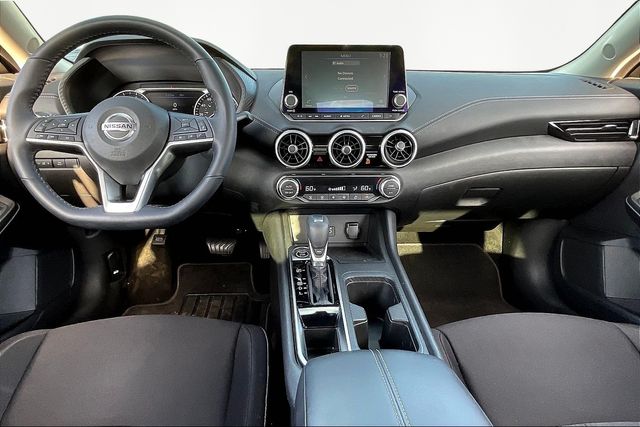 2020 Nissan Sentra SV photo 7