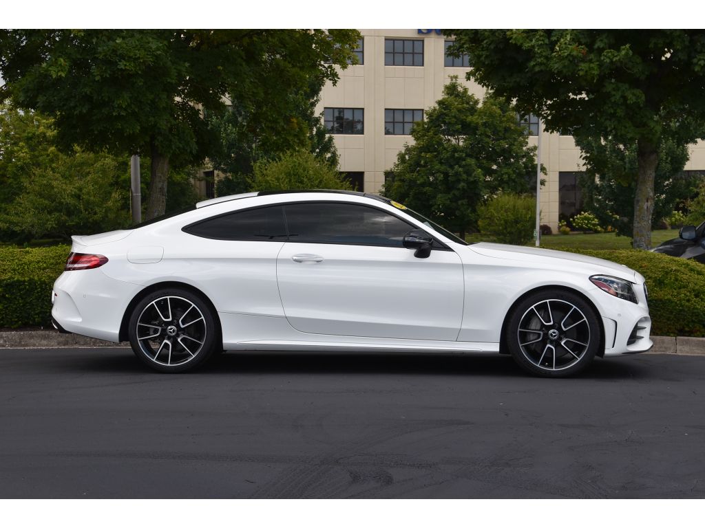 2022 Mercedes Benz C 300 photo 3