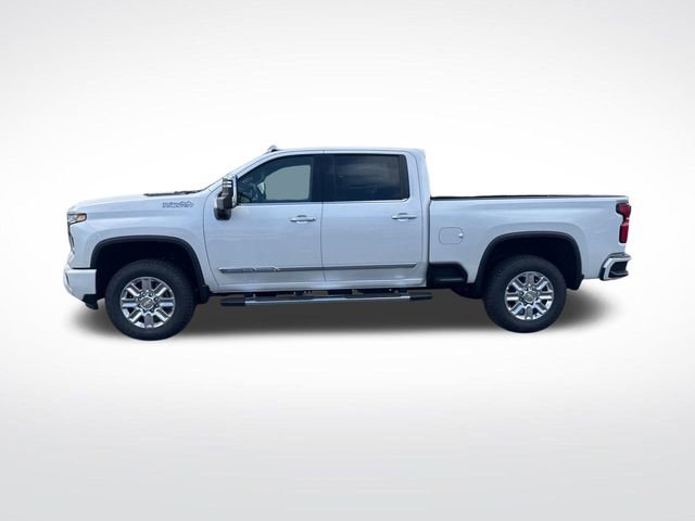 2025 Chevrolet Silverado 2500HD High Country photo 2