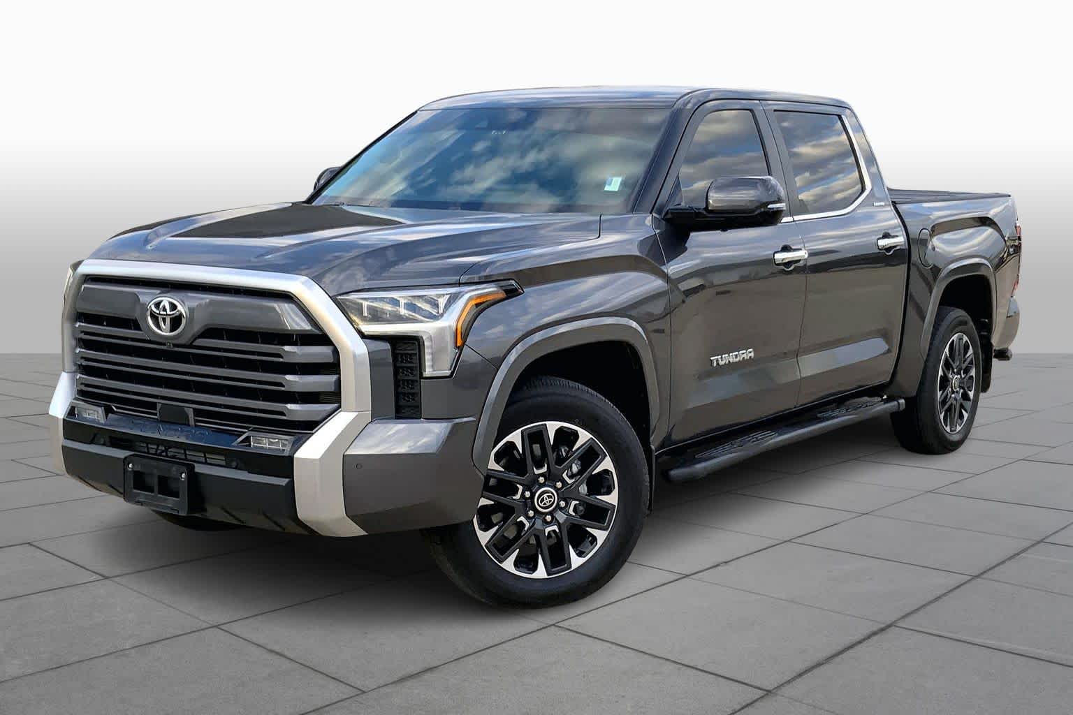 2024 Toyota Tundra Limited's photo