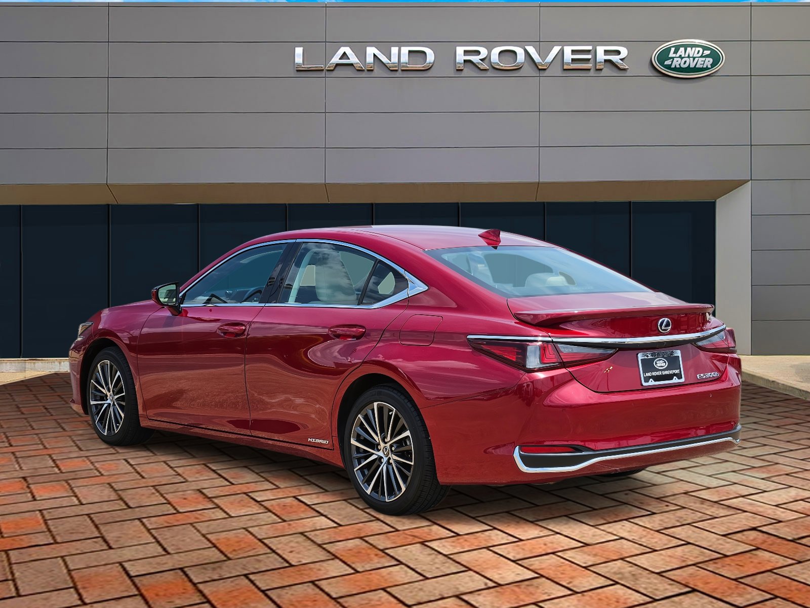 2022 Lexus ES 300h photo 5