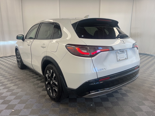 2026 Honda HR-V EX-L photo 2