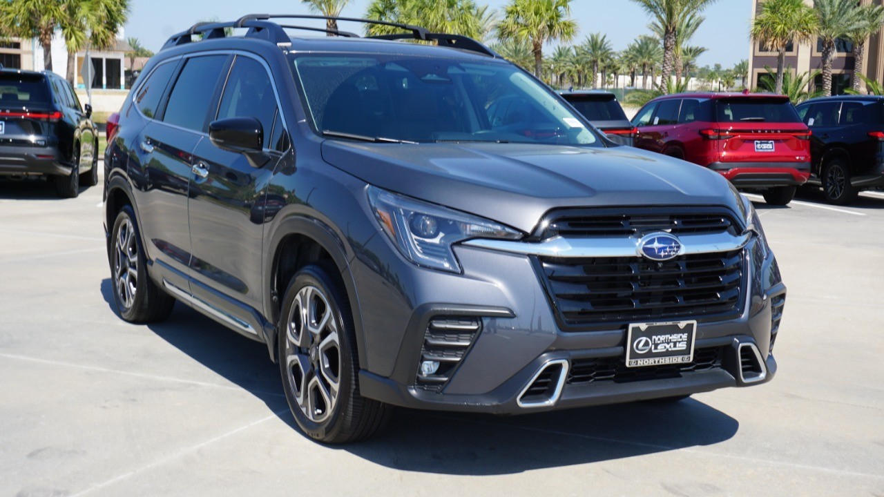 2024 Subaru Ascent Touring photo 3