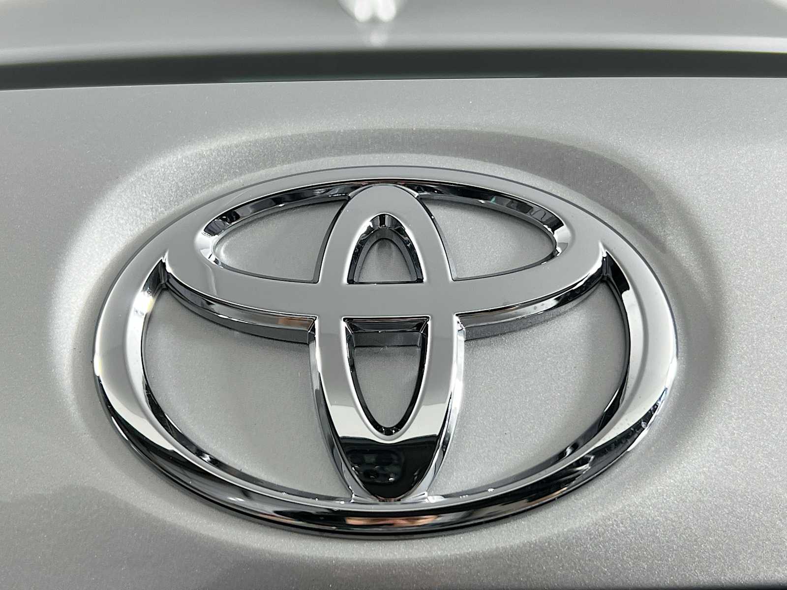 2025 Toyota Corolla LE photo 15