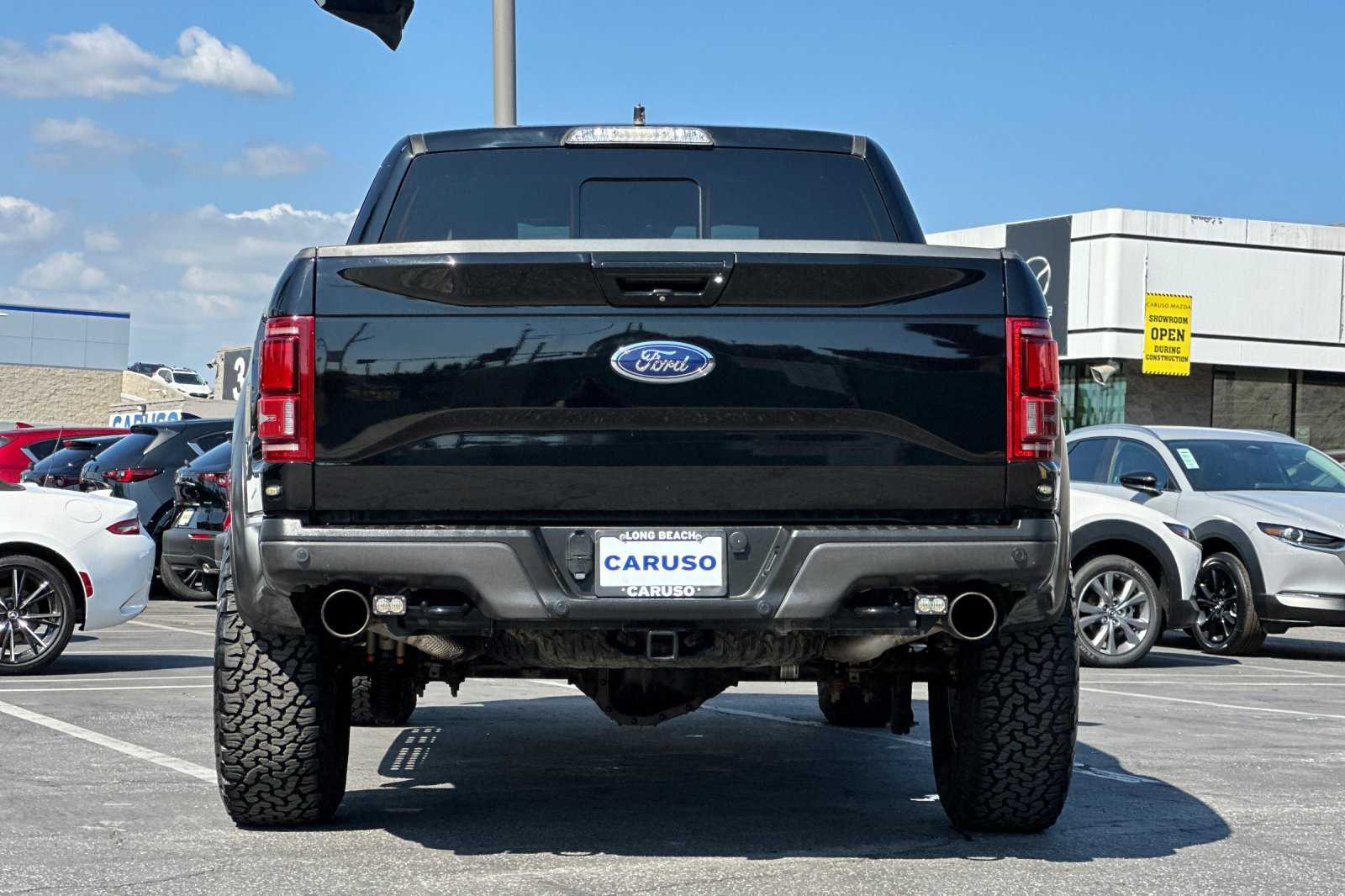2017 Ford F-150 Raptor photo 4