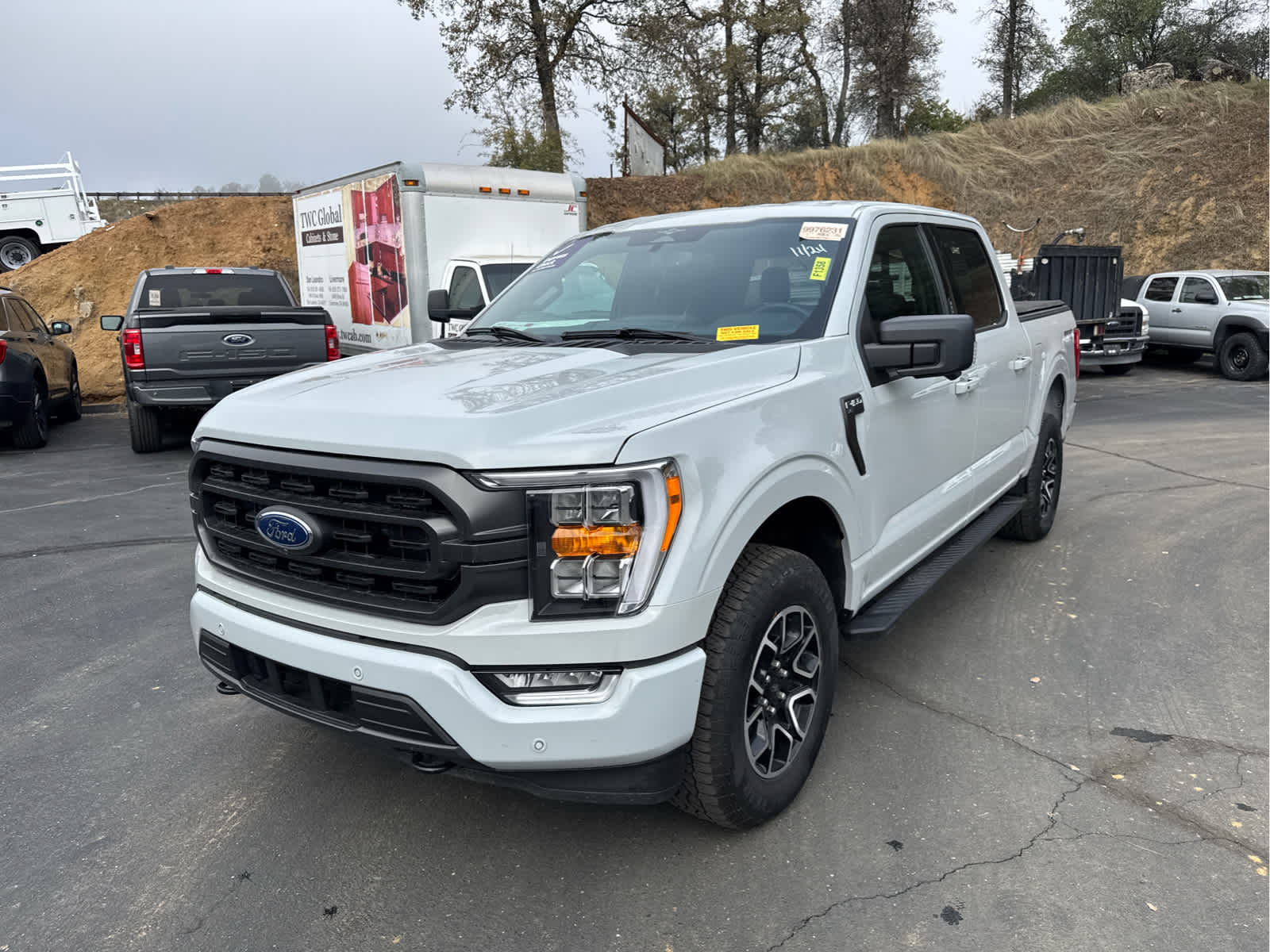 2023 Ford F-150 XLT's photo