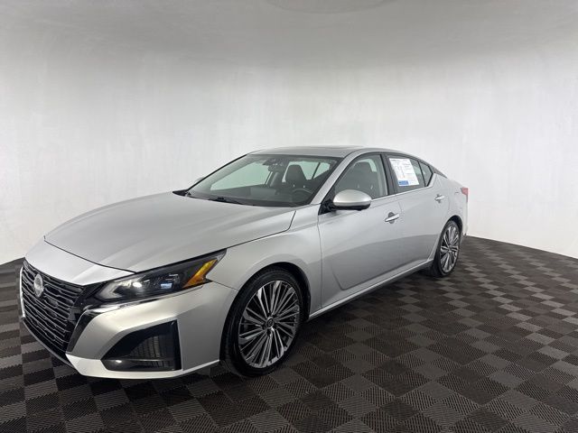 2023 Nissan Altima 2.5 SL photo 3