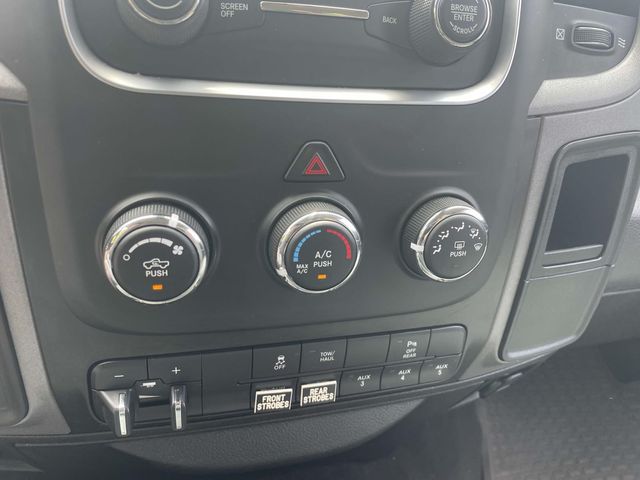 2018 Ram 3500 Tradesman photo 20