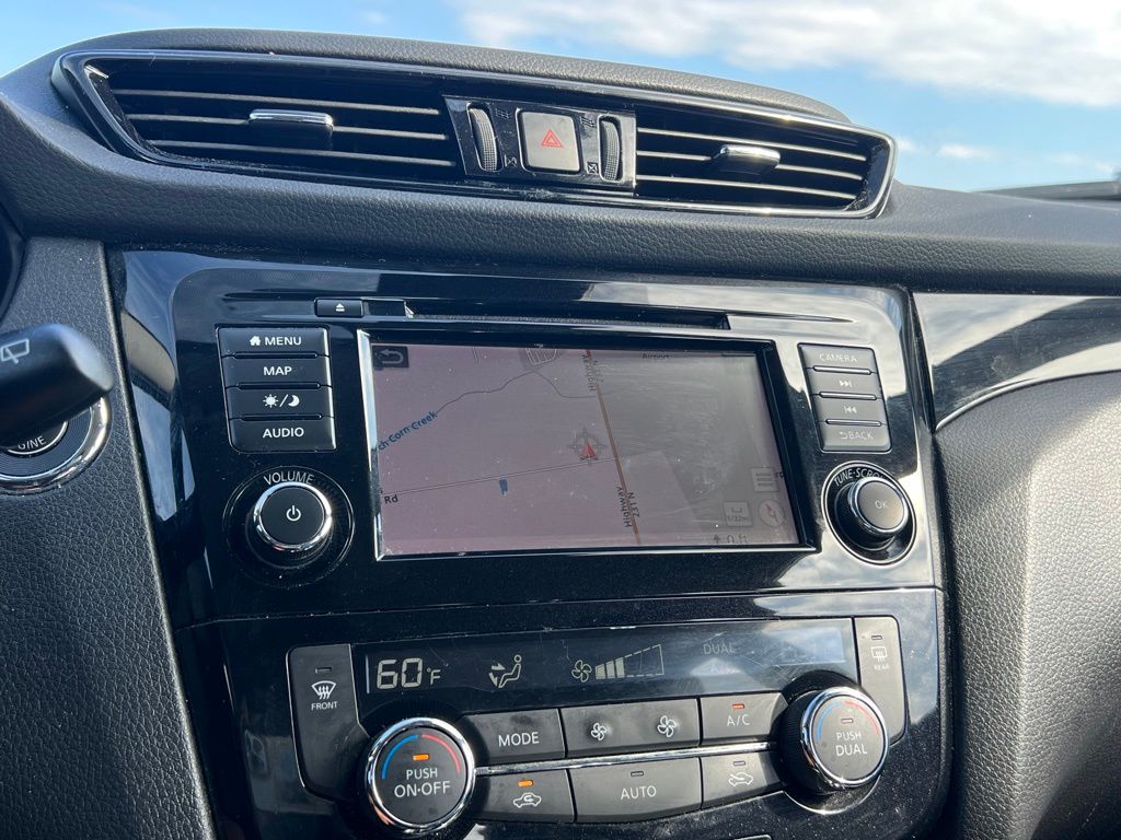 2022 Nissan Rogue Sport SL photo 20