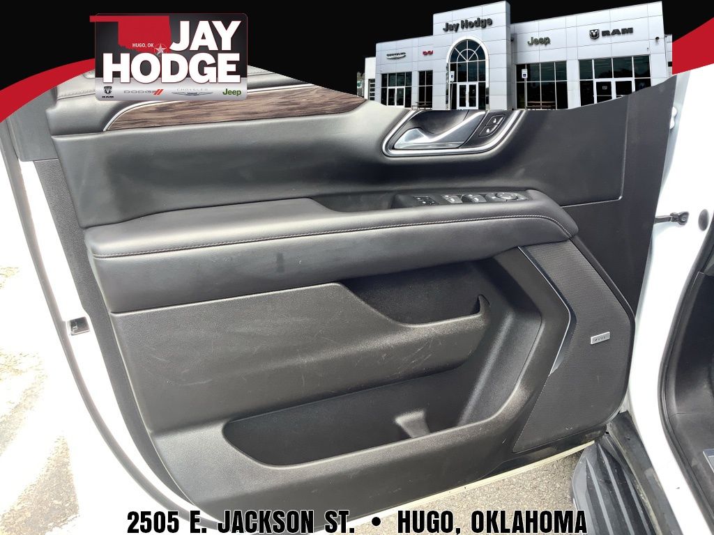 2021 Chevrolet Tahoe LT photo 24