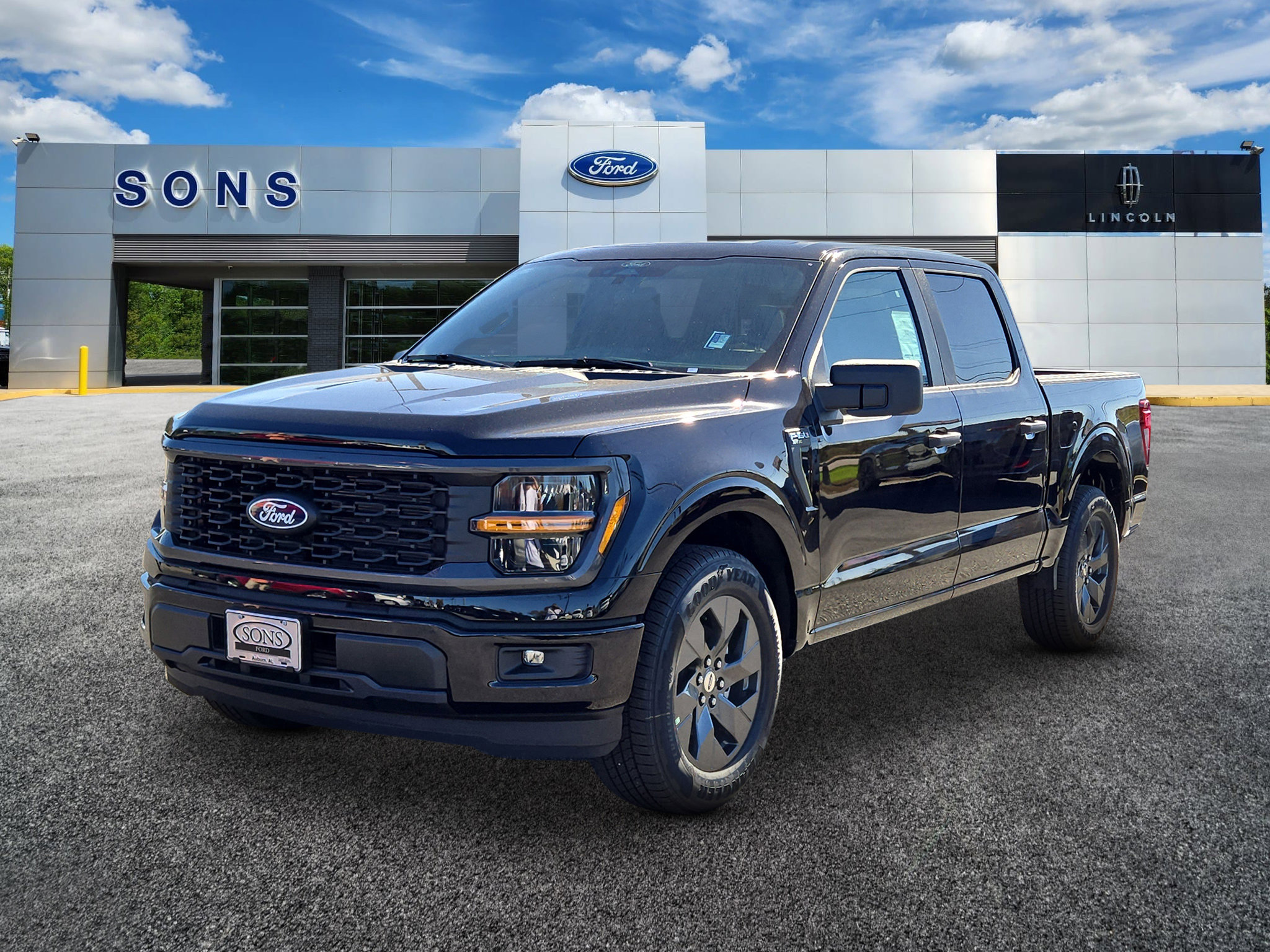 2025 Ford F-150 STX's photo