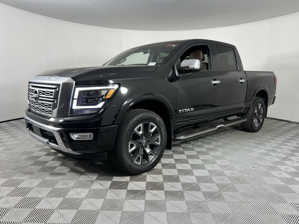 2023 Nissan Titan Platinum Reserve photo 2