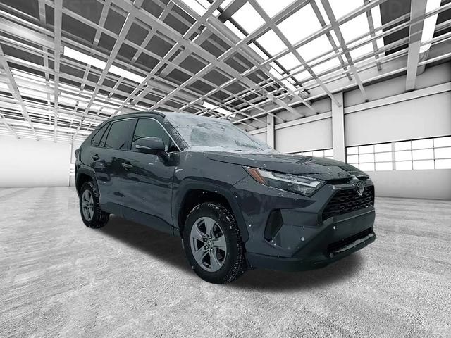 2022 Toyota RAV4 XLE's photo