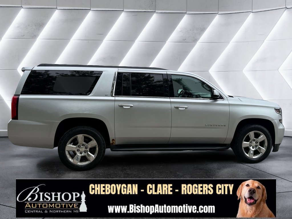 2016 Chevrolet Suburban LT photo 14