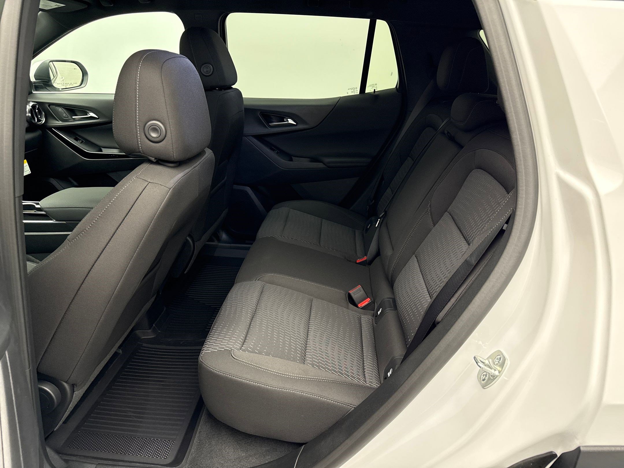 2026 Chevrolet Equinox LT photo 13