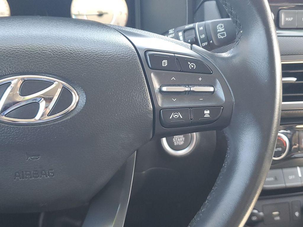 2023 Hyundai Kona Limited photo 33