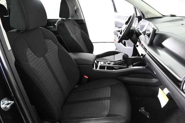 2026 Kia Sorento S photo 9