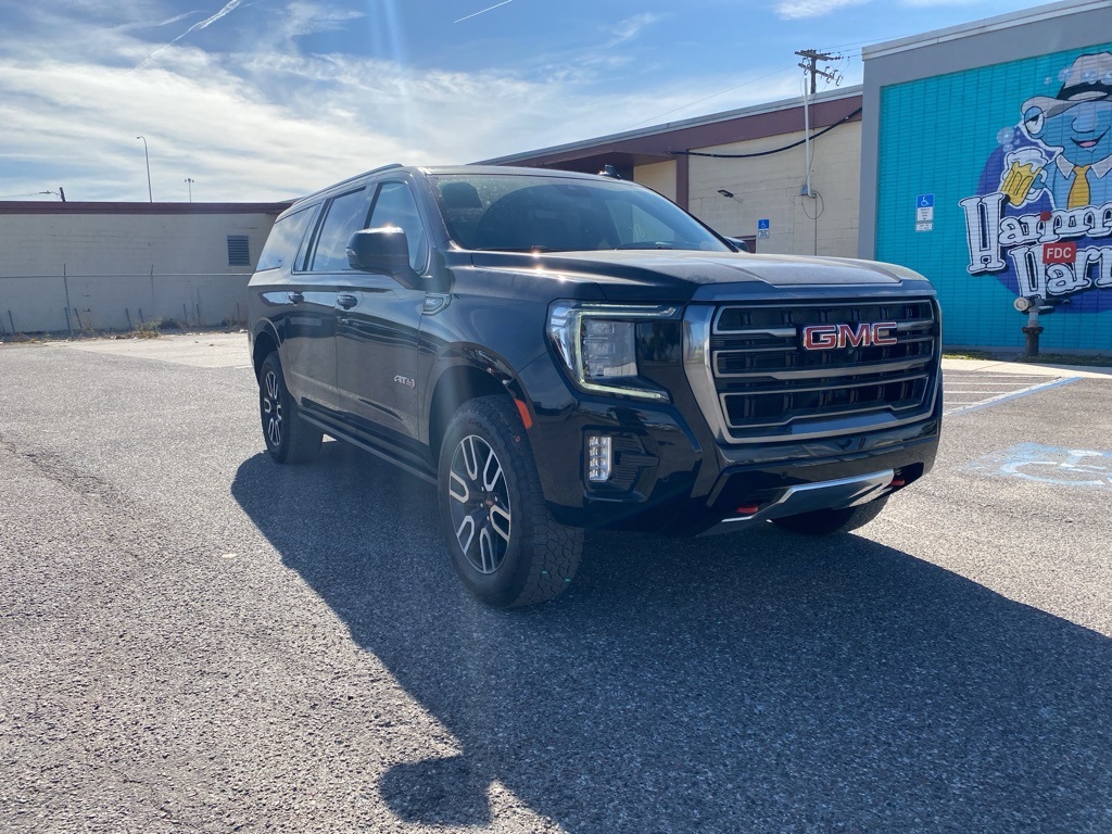 2024 GMC Yukon XL AT4's photo