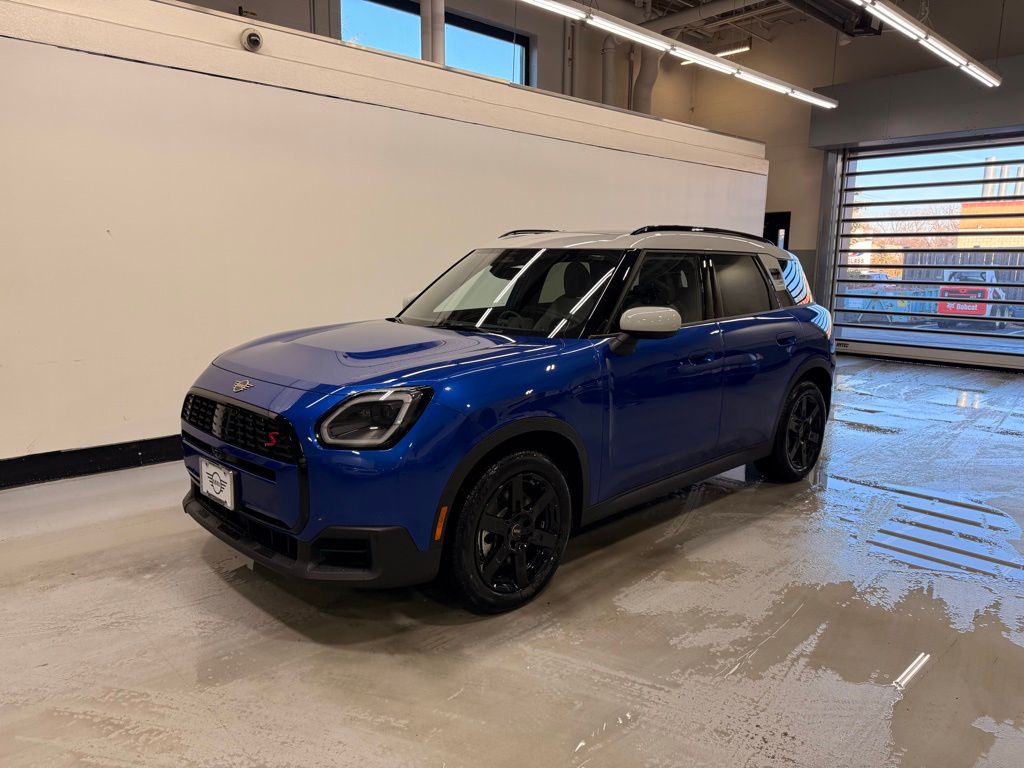 2026 MINI Countryman S's photo